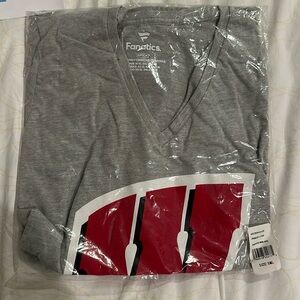 Gray V T Shirt - University of Wisconsin